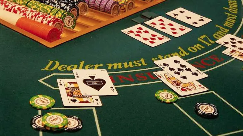 Cách chơi Blackjack với những điều người chơi nên biết 3 Cách chơi blackjack dễ dàng nhất